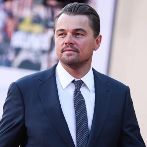"Είναι σεξουαλικό αρπακτικό" | Τα σχόλια στο Twitter για τον Leonardo DiCaprio και τη φημολογούμενη σχέση του με 19χρονο μοντέλο