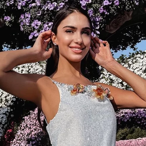 Η Άννα Πρέλεβιτς στο Missbloom | Η έξυπνη στιλιστική συμβουλή που ακολουθεί για να είναι πάντα κομψή