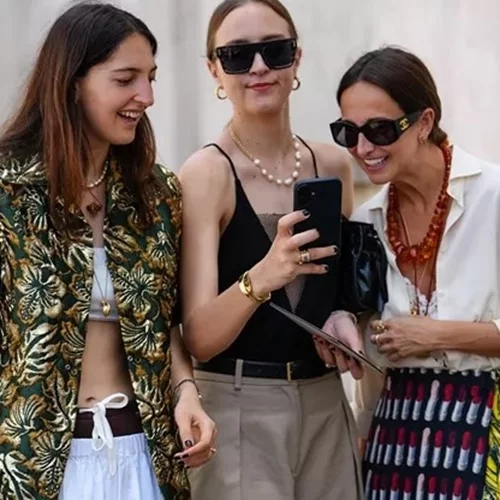 Italian Summer | 6 καλοκαιρινά looks με έμπνευση από το πληθωρικό στιλ των Ιταλίδων