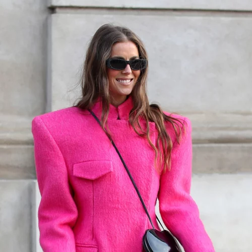 Τα stylish looks που θα κάνεις φέτος μ' ένα φαρδύ παντελόνι