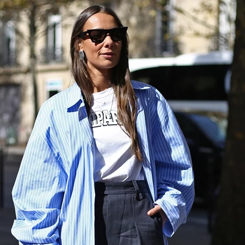 Οι ψάθινες τσάντες δεν είναι μόνο για το καλοκαίρι | Βρήκαμε τα πιο κομψά σχέδια στην Pull & Bear