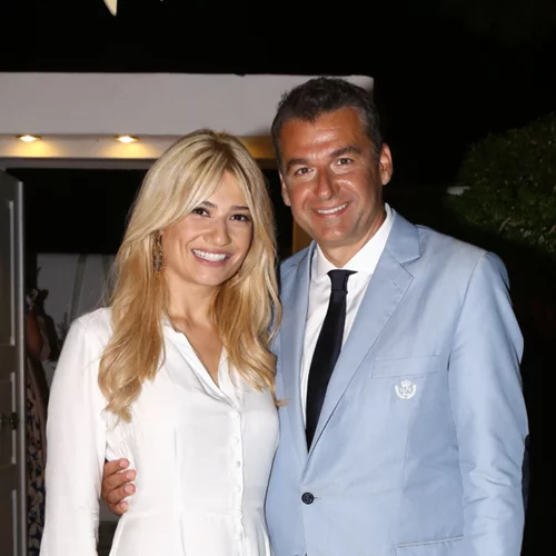 Φαίη Σκορδά | Το μονόπετρο & η αντίδραση του Γιώργου Λιάγκα