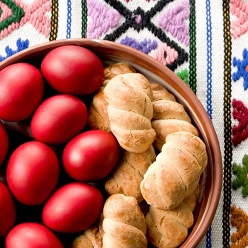 Πάσχα 2025: Ανοιχτά τα μαγαζιά και την Κυριακή των Βαΐων - Το ωράριο λειτουργίας τη Μεγάλη Εβδομάδα