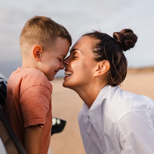 3 πράγματα που δεν θέλω το παιδί μου να λέει για μένα (όταν μεγαλώσει)