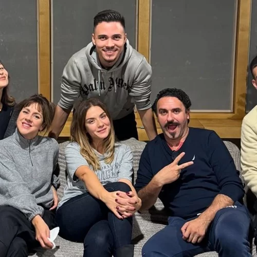 "Το Σόι σου" the remake| Το βίντεο της Βάσως Λασκαράκη με τις έφηβες κόρες της