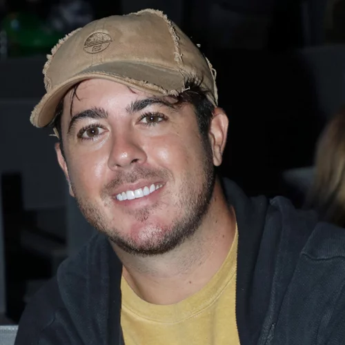 Μιχαήλ - Άγγελος Βαρθακούρης | Η σπάνια εξομολόγηση για τους γονείς του, Σοφία Αλιμπέρτη και Γιάννη Πάριο