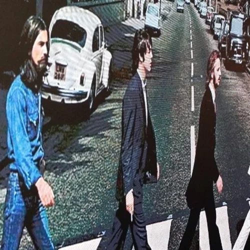 Σε δημοπρασία πίνακας που ζωγράφισαν οι Beatles σε περιοδεία τους στην Ιαπωνία