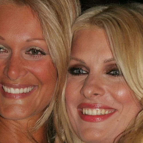 Νατάσα Θεοδωρίδου - Ελένη Μενεγάκη | Δύο αγαπημένες κουμπάρες - Οι φωτογραφίες από εξόδους τους πριν από 20 σχεδόν χρόνια