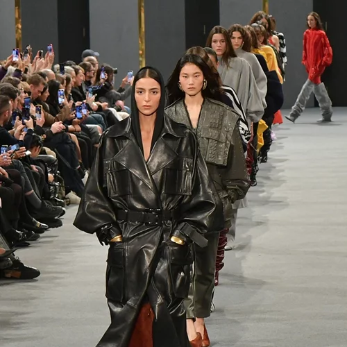 Οι κορυφαίες τάσεις της μόδας στα παπούτσια για τη σεζόν Φθινόπωρο/Χειμώνας 2025-2026