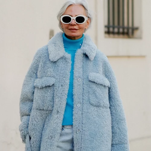 Πώς θα φορέσεις τις τάσεις του 2024 σύμφωνα με τις fashionistas άνω των 50