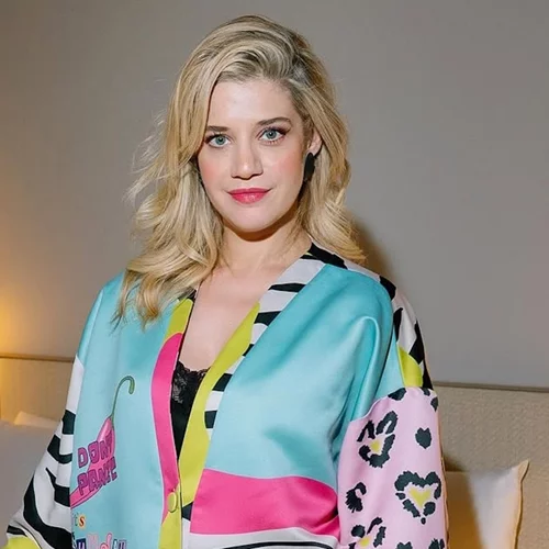 Η εγκυμονούσα Τζένη Θεωνά στο fitting room | Η αλλαγή στο φόρεμα για τη Eurovision που αναγκάστηκε να κάνει