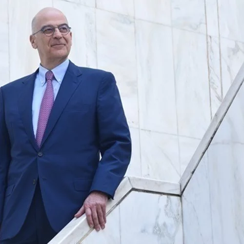 Η πρώτη αντίδραση Ερντογάν για τον καβγά Δένδια - Τσαβούσογλου: Tον βάλαμε στη θέση του