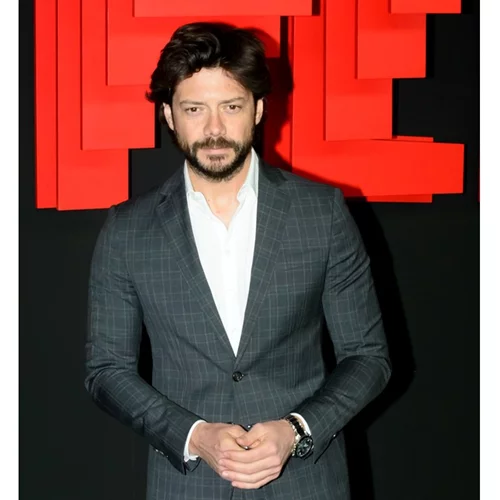 Álvaro Morte | Η άγνωστη μάχη του Professor με τον καρκίνο