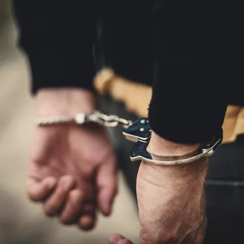 Ανακοίνωση συγγενών των θυμάτων της τρομοκρατίας | Ζητήστε από το δολοφόνο να διακόψει την απεργία πείνας