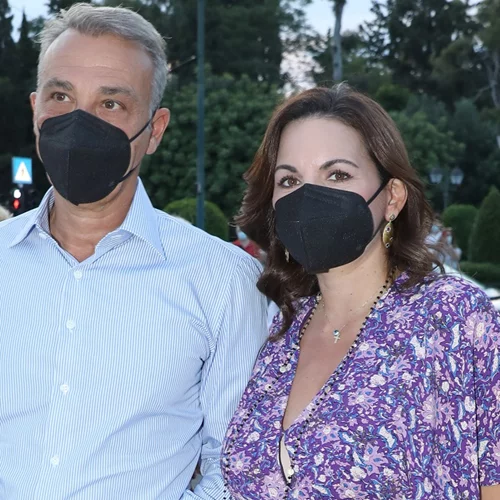 Όλγα Κεφαλογιάννη | Δες τι φόρεσε η εγκυμονούσα υπουργός για να παρακολουθήσει το Dior Cruise 2022 show