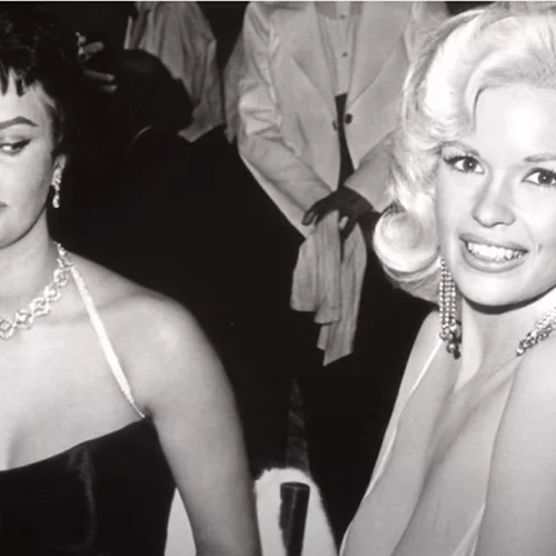 Editorial | Ας συζητήσουμε λίγο για τη φράση "Αγαπάω τις γυναίκες"