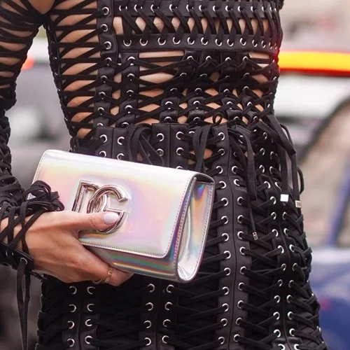 Vanilla French Nails | Η νέα εκδοχή του γαλλικού μανικιούρ θα κάνει κάθε εμφάνισή σου να δείχνει πιο classy