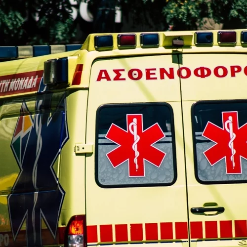 Εργατικό ατύχημα στο Παγκράτι | Τρεις εργαζόμενοι πολυκαταστήματος τραυματίστηκαν μέσα σε ασανσέρ