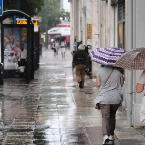 Φθινοπώριασε | Εως 23 βαθμούς ο υδράργυρος σήμερα - Πού θα σημειωθούν καταιγίδες