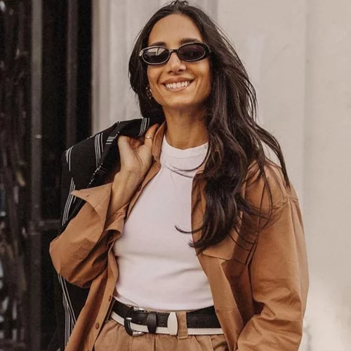 Πώς να συνδυάσεις δύο χρώματα leather σε ένα look σύμφωνα με τη Νάντια Ράπτη