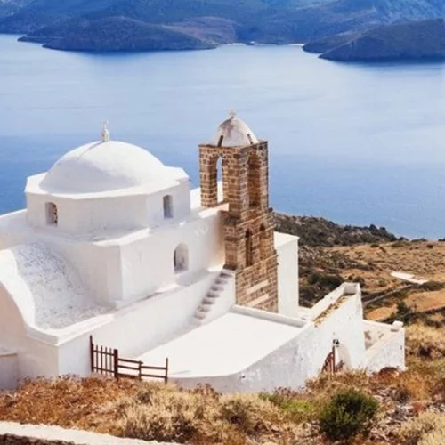 Διεθνείς οίκοι μόδας προβάλλουν την Μήλο στο διεθνές κοινό