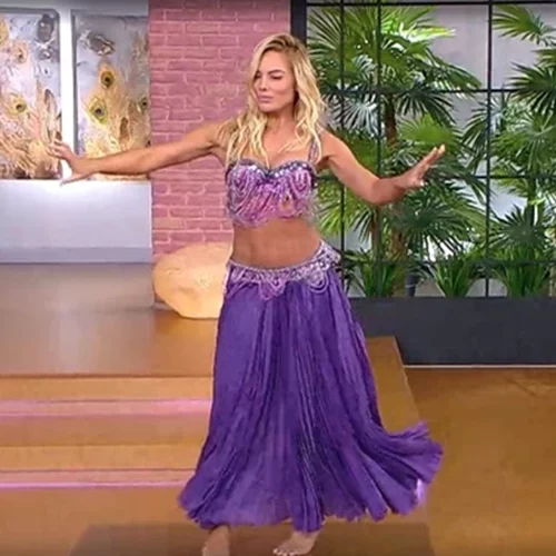 Ιωάννα Μαλέσκου | Χόρεψε οριεντάλ στην εκπομπή της