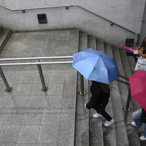 Καιρός | Με τοπικές βροχές και καταιγίδες η Μεγάλη Τρίτη - Μικρή άνοδος της θερμοκρασίας