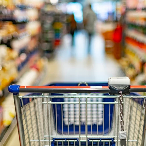 Στα ράφια του σούπερ μάρκετ όλο και περισσότερα προϊόντα με "Μόνιμη Μείωση Τιμής"