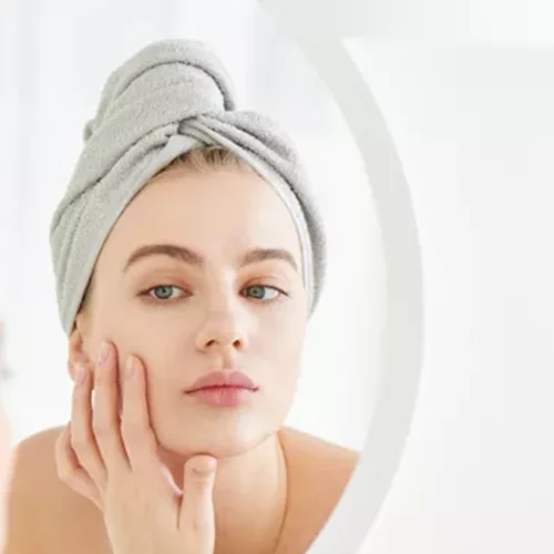 Τρία ύπουλα σημάδια πως η επιδερμίδα σου γερνάει