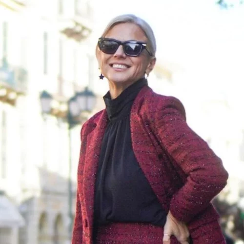 To chic styling combo της Χριστίνας Κοντοβά με ένα puffer που θέλουμε να υιοθετήσουμε