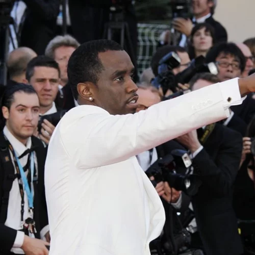 Υπόθεση P. Diddy | Όλοι οι διάσημοι που εμπλέκονται - ποιοι είναι συνεργοί και ποιοι τα θύματα;