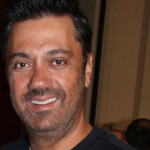 Θέατρο Παλλάς: Ο Γιώργος Θεοφάνους "αντικριστά" με τον Κώστα Χατζή