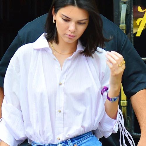 To Μango γιλέκo της Kendall Jenner και 5 ακόμη για να αντιγράψεις το preppy look της