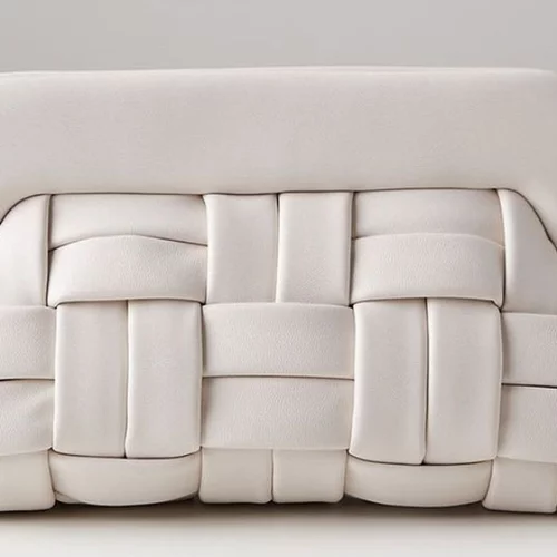 White is the new Black | Πώς θα ενσωματώσεις το λευκό στις χειμωνιάτικες εμφανίσεις σου