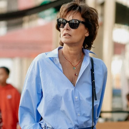 H Γαλλίδα Inès de La Fressange έχει το στιλ που κάθε κομψή γυναίκα άνω των 50 πρέπει να υιοθετήσει