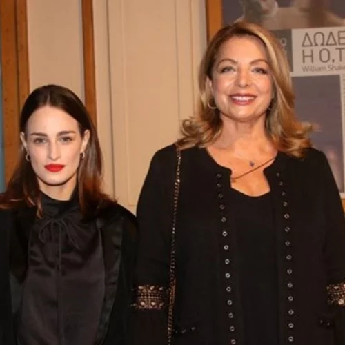 'Αντζελα Γκερέκου - Μαρία Βοσκοπούλου | Μαζί σε θεατρική πρεμιέρα