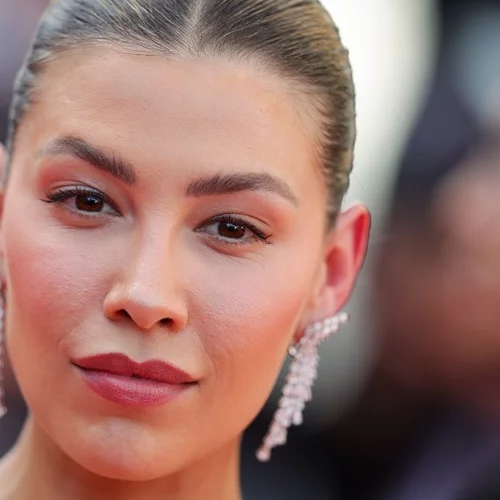 Berry Girl | Το viral makeup trend που θα βλέπεις παντού τους επόμενους μήνες