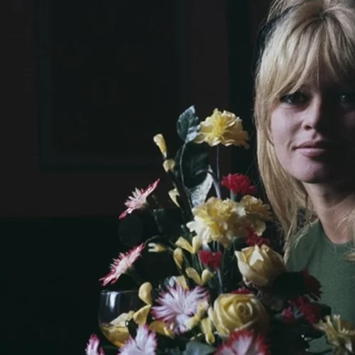 Όταν η Μπριζίτ Μπαρντό έστειλε το πιο ουσιαστικό μήνυμα απέναντι στις γυνακείες ανασφάλειες