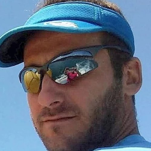 Θλίψη | Πέθανε ο 36χρονος πρωταθλητής ιστιοπλοΐας Στράτος Κοσμόγλου - Πατέρας δύο παιδιών