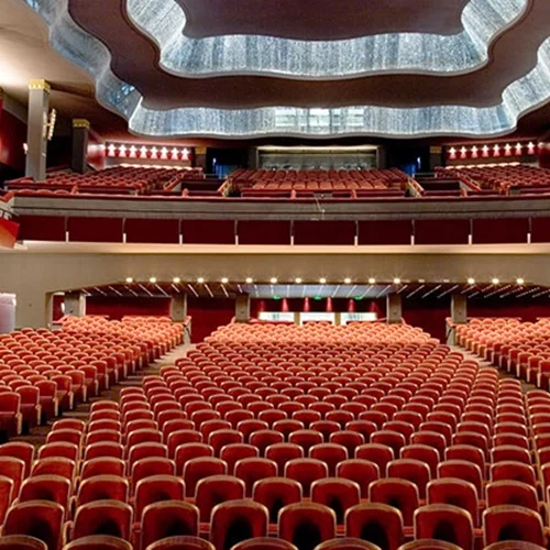 Τι θα δούμε στο Παλλάς τη νέα σεζόν;