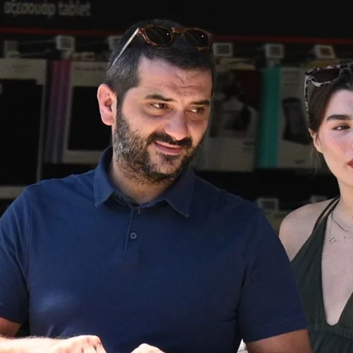 Χρύσα Μιχαλοπούλου | Η σύντροφος του Λεωνίδα Κουτσόπουλου φόρεσε το στραπλες στην πιο glam εκδοχή του