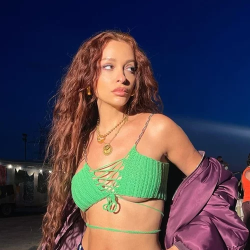 "Τα πάντα μου" | Η Ελένη Φουρέιρα απαθανατίζει τα παιχνίδια του Αλμπέρτο Μποτία και του Ερμή στην άμμο