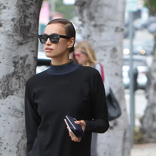 7 κομψά mani looks που θα σε βάλουν αμέσως σε Halloween mood