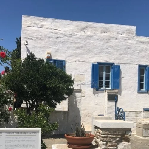 ΥΠΠΟ | Ολοκληρώνεται η νέα έκθεση στην Οικία-Μουσείο Χαλεπά στον Πύργο της Τήνου