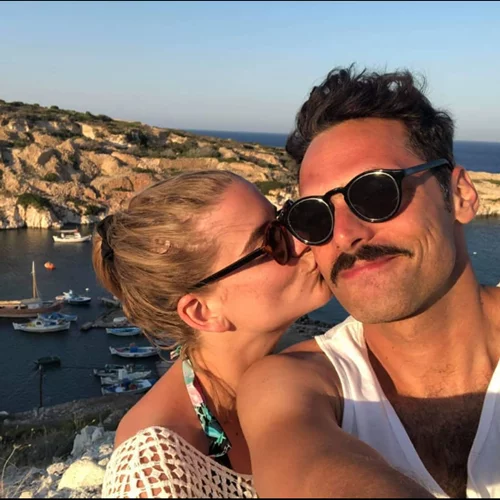 Γιώργος Παπαγεωργίου | "Την πρώτη χρονιά των "Μελισσών" έκλεινα τα μάτια μου στις ερωτικές σκηνές"