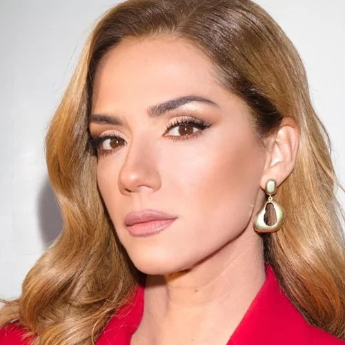 Η Βάσω Λασκαράκη έχει το χαρακτηριστικό που κάθε γυναίκα θα ήθελε | Η φωτογραφία χωρίς ίχνος μακιγιάζ από τις διακοπές της