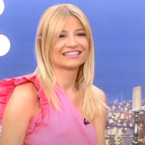 Φαίη Σκορδά | Η υπεράνω απάντηση στον SNIK