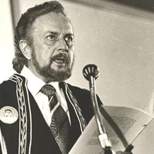 Πολυτεχνείο | "Πώς μπορείτε ακόμα να κοιμάστε;" έγραφε ο Γιάννης Ρίτσος