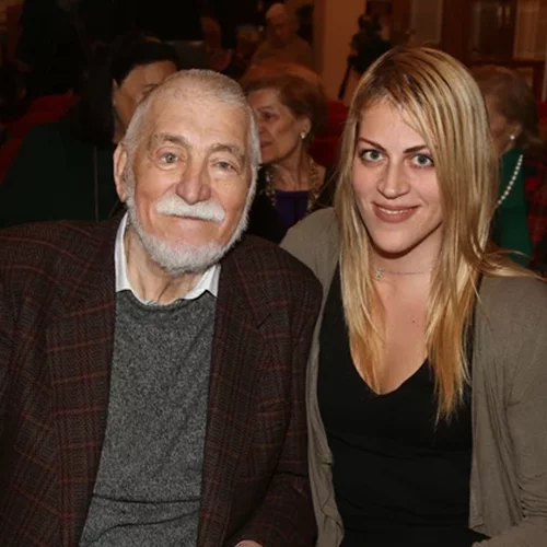 Ανοίγει η διαθήκη του Ανέστη Βλάχου - "Πρόσωπο φάντασμα" καταγγέλλει ο γιος του ηθοποιού