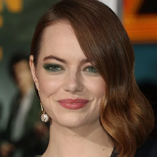 Τα 7 χρώματα μαλλιών που αναδεικνύουν τα πράσινα μάτια